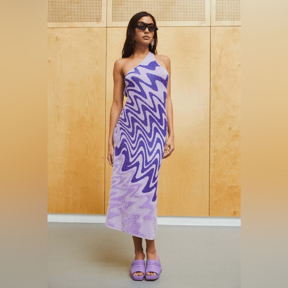 Patterned and textured midi dress